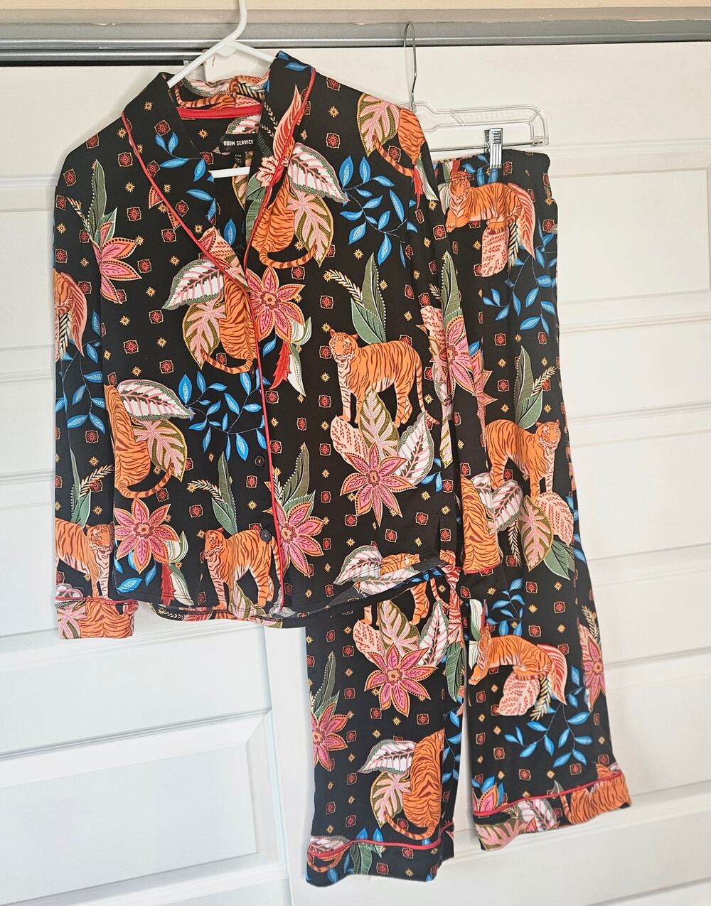 Room Service Tiger Print Pajama Set M Maximalist Dopamine Decor Botanical 2pc